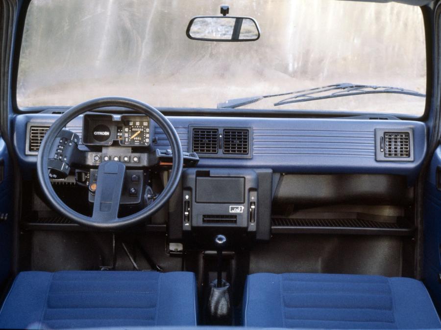  Citroen Visa 1982 года  (фото 3 из 12)